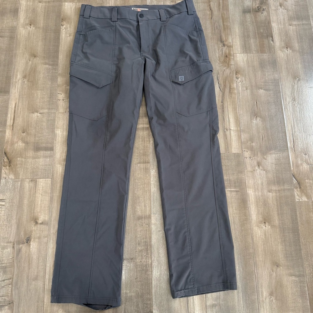 5.11 Tactical‎ Pants Cargo Women 12 Storm Gray Pockets Poly Elastane Work